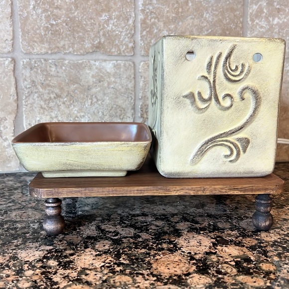 Deluxe Full Size Scentsy Warmer Sandstonee - Picture 3 of 5